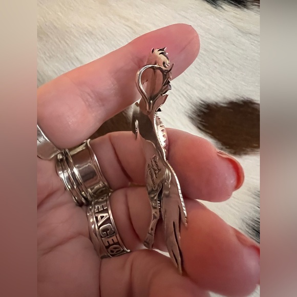 ❤️ Queen Pink Conch Decorative SS 925 Hand Stamp Statement Horse Pendant 2.14”L - Picture 9 of 16